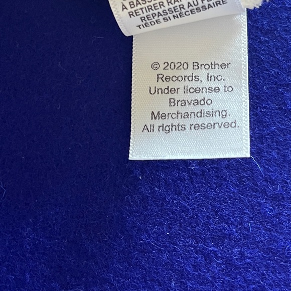 NWOT Beach Boys T-Shirt - Picture 5 of 5